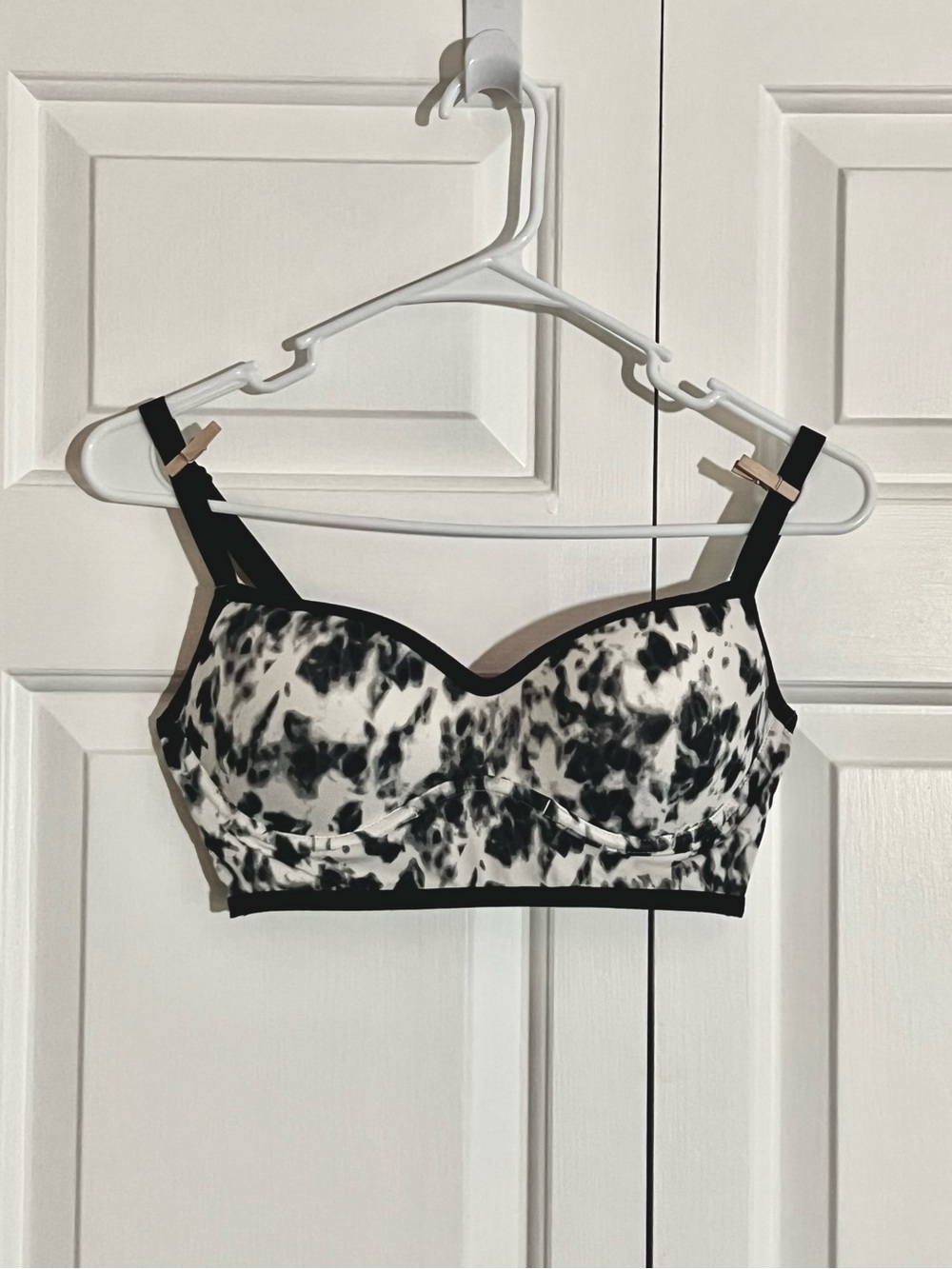 Victoria's Secret Shape Support Sports Bra Medium